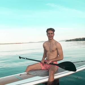 Meet your Posher, Isaac